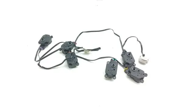 Mercedes-Benz C W203 Air flap motor/actuator A2038201642 2038301215 A2118300572