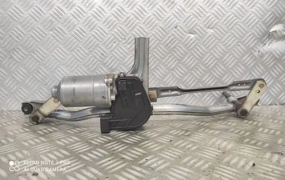 Renault Trafic III (X82) Front wiper linkage and motor 288004907R 93867984 3397021666