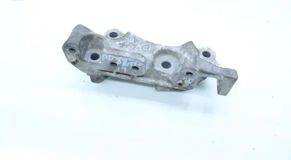 Citroen C4 Grand Picasso Engine mounting bracket 9673585780