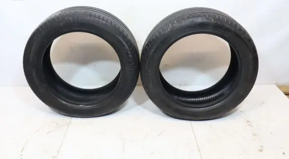 Volvo V50 R17 summer tire 8714692997143