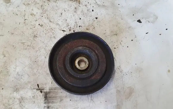 Toyota Avensis T220 Other engine bay part NOCODE