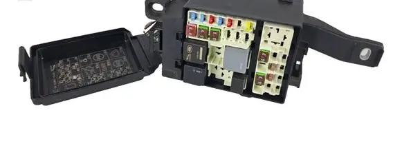 Jaguar XE Fuse box set GX7314A076DA