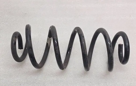 Volvo XC40 Rear coil spring 31658708