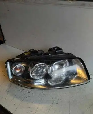 Audi A4 S4 B6 8E 8H Headlight/headlamp