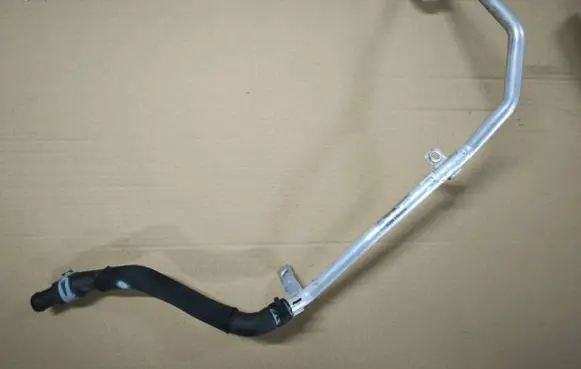 Audi A4 S4 B9 8W Engine coolant pipe/hose 8W0121487Q