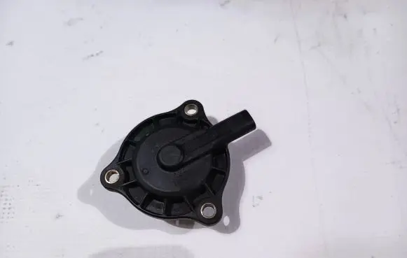 Dodge Durango Camshaft vanos timing valve 05184101