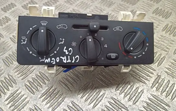 Citroen C3 Interior fan control switch F664477S