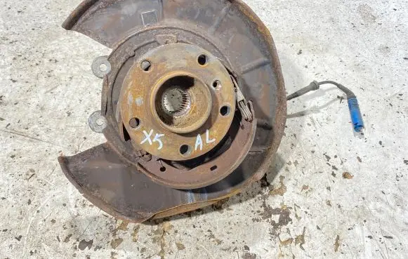 BMW X5 E53 Rear wheel hub spindle/knuckle 