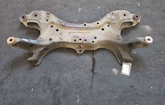 Toyota Avensis T250 Front axle beam IMPRK1439706