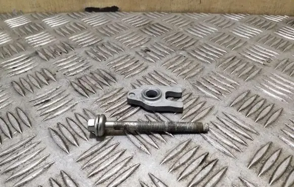 Fuel Injector clamp holder