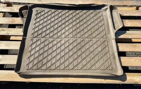 Volvo V70 Rubber trunk/boot mat liner 