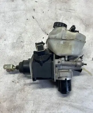 Mercedes-Benz E W211 Master brake cylinder A2114300302 0204251302