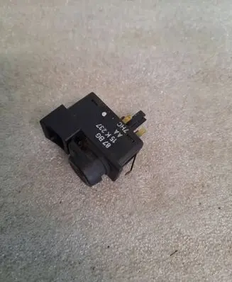 Ford Sierra Fog light switch 15K237 87BG
