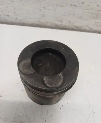 BMW X5 F15 Piston 04L110