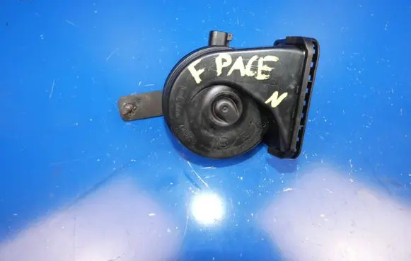 Jaguar F-Pace Horn signal GX7313802AA 02072016