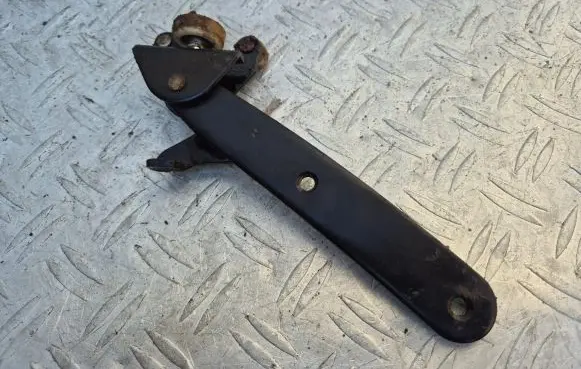 Volkswagen Caddy Sliding door lower roller guide/hinge TH607L30 TH607