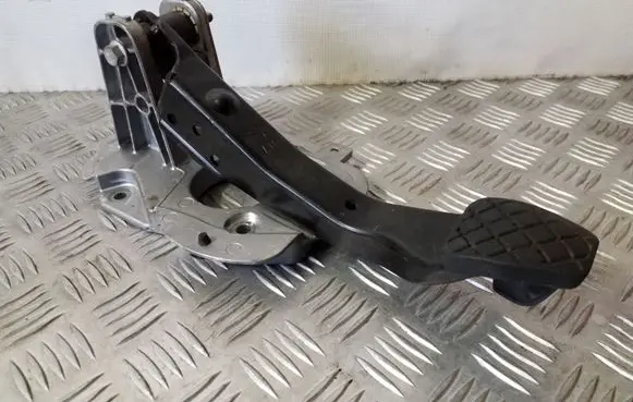 Volkswagen Sharan Brake pedal 7N2721057A