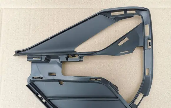 BMW X1 F48 F49 Front bumper lower grill 8497245 51118497245