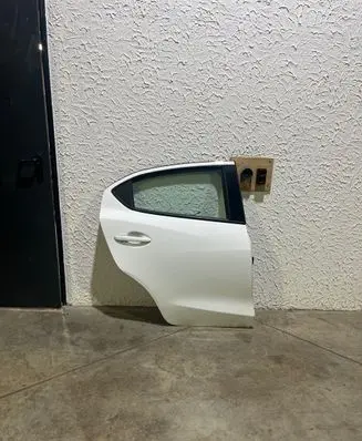 Mazda 2 Rear door S5267 D09L72010