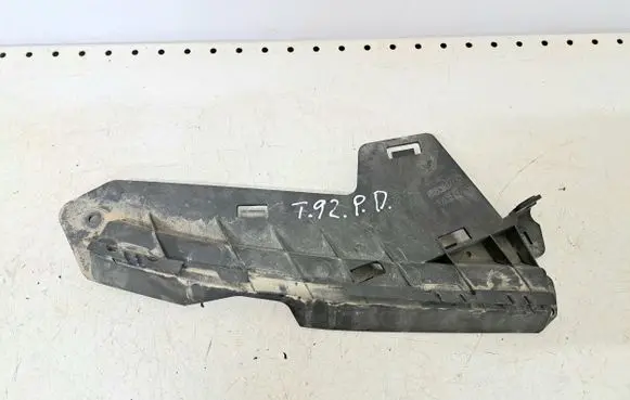 Volvo V70 Headlight/headlamp mounting bracket 30796388