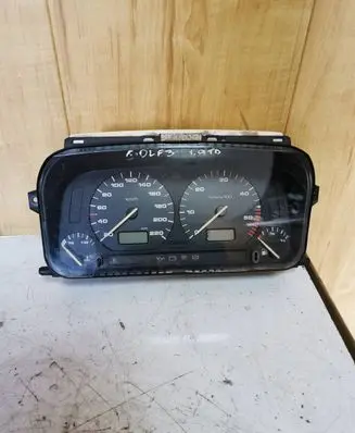 Volkswagen Golf III Speedometer (instrument cluster) 53923247