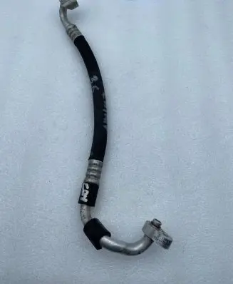 Porsche Cayenne (92A) Air conditioning (A/C) pipe/hose 7P5820721B