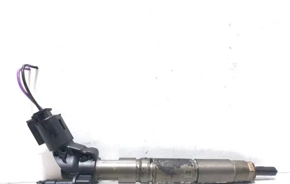 Mercedes-Benz E W211 Fuel injector