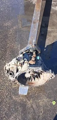 Renault Master II Manual 4 speed gearbox 7102312