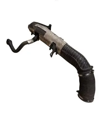 Volvo V50 Turbo air intake inlet pipe/hose 76895577 9A673GK