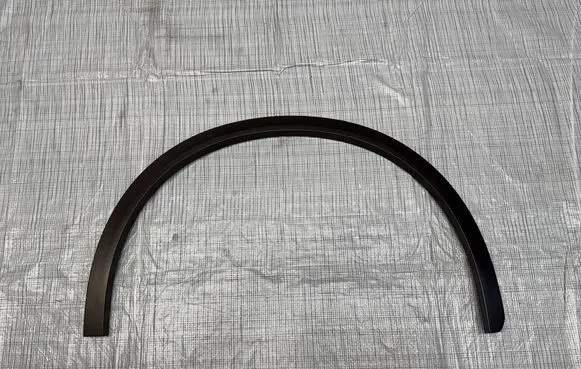 Maserati Grecale Fender trim (molding) 670200587