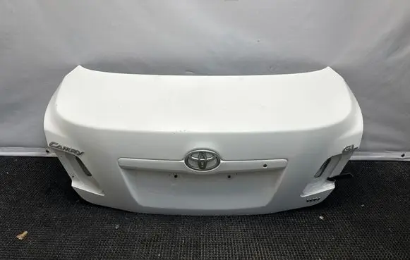 Toyota Camry Tailgate/trunk/boot lid