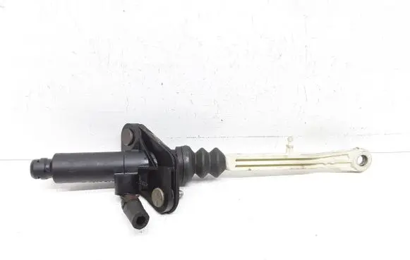 Volvo S60 Clutch slave cylinder 
