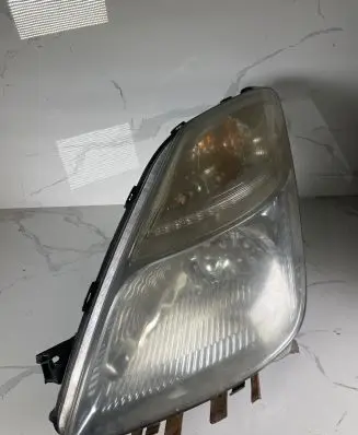 Toyota Prius (XW20) Headlight/headlamp