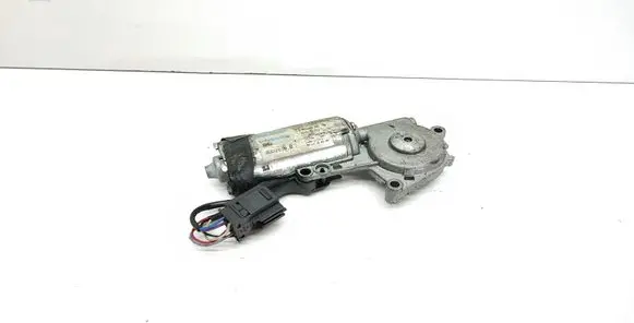 BMW 5 E34 Sunroof motor/actuator 8351876