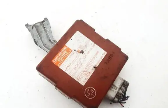 Toyota Corolla E110 Door control unit/module 8974112210