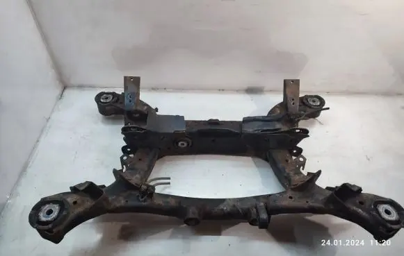 BMW X6 E71 Rear subframe 