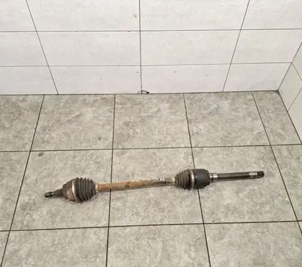 Mercedes-Benz ML W164 Front driveshaft A1643301901