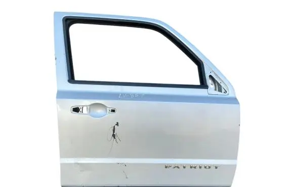 Jeep Patriot Front door 698C1388