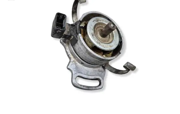 Ford Escort Spark distributor 0237521021