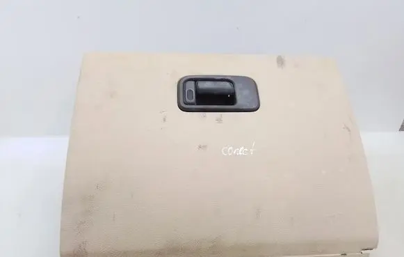 Ford Connect Glove box