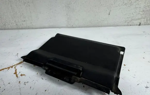 Ford Kuga I Fuse box cover AM5110A659BB AM5110A659