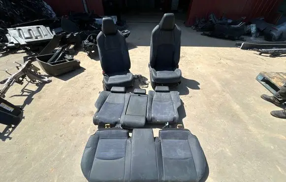 Toyota RAV 4 (XA50) Seat set 