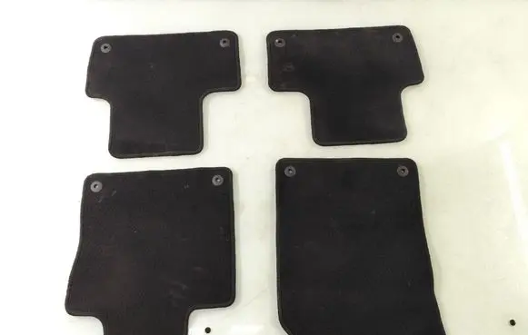 Volvo XC60 Car floor mat set 32216565 32216564