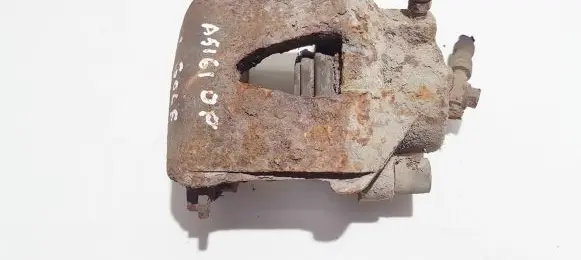Volkswagen Golf IV Front brake caliper