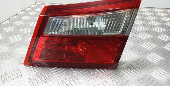 Renault Latitude (L70) Tailgate rear/tail lights 265500030R