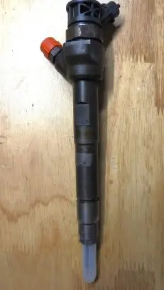 Land Rover Range Rover Velar Fuel injector 0445111020