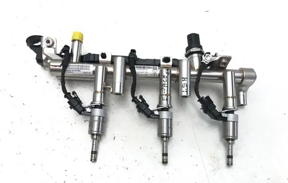Jaguar E-Pace Fuel main line pipe J3P39G774AC J3P39F593AA J3P39G756AA