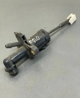 Volkswagen Polo Clutch slave cylinder 8D0721385