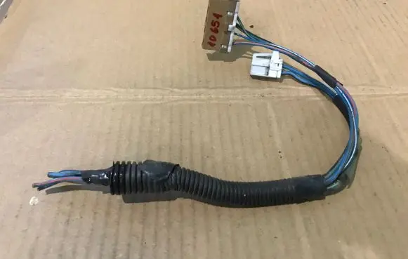 Nissan Almera Panel wiring 277501N700