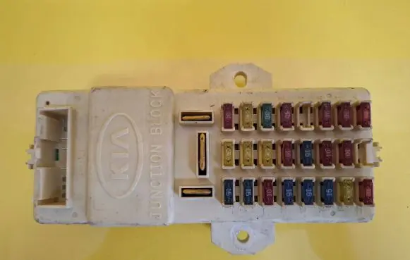 KIA Carnival Fuse box set 0K53B66730